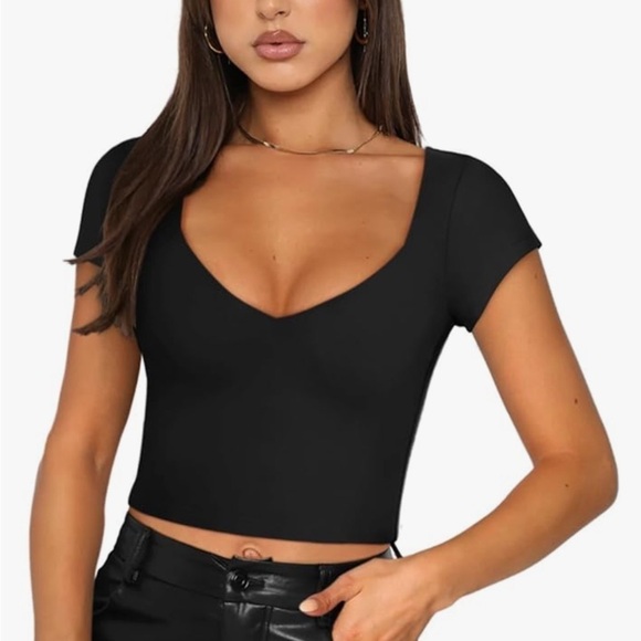 NWT REORIA  Trendy Sexy V Neck Short Sleeve Double Lined Slimming T Shirts Crop - Picture 1 of 8